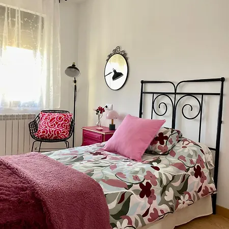 Vut Santa Lucia Apartment *