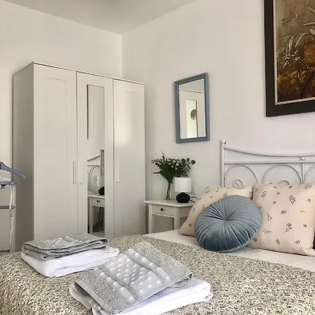 Vut Santa Lucia Apartment Zamora