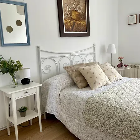 Vut Santa Lucia Apartman *