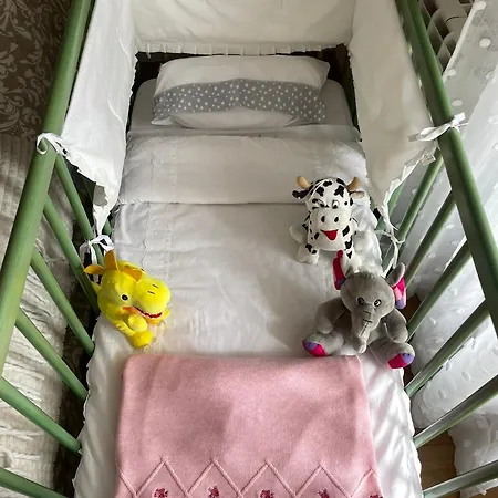 Vut Santa Lucia Apartman *
